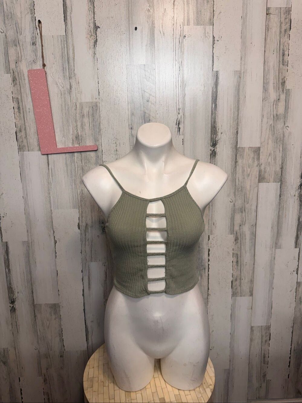The Classic USA Ribbed Ladder Cutout Cami Crop Top Womens L Olive Sage Green
